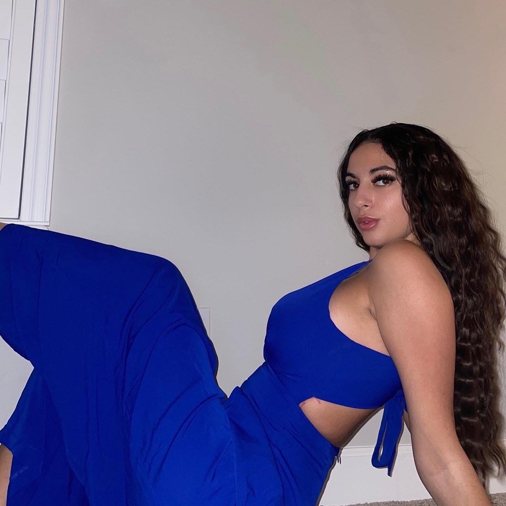 Fashion Nova jumpsuit - Picture 2 of 3